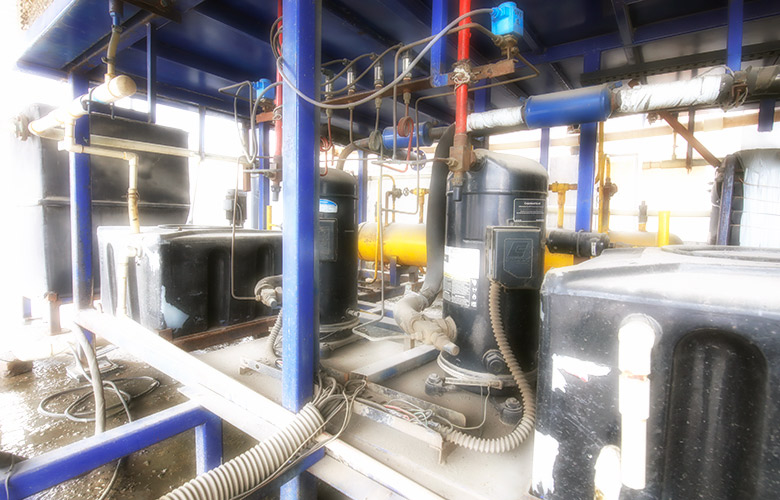 Equipment for trouble free aluminium coating processes